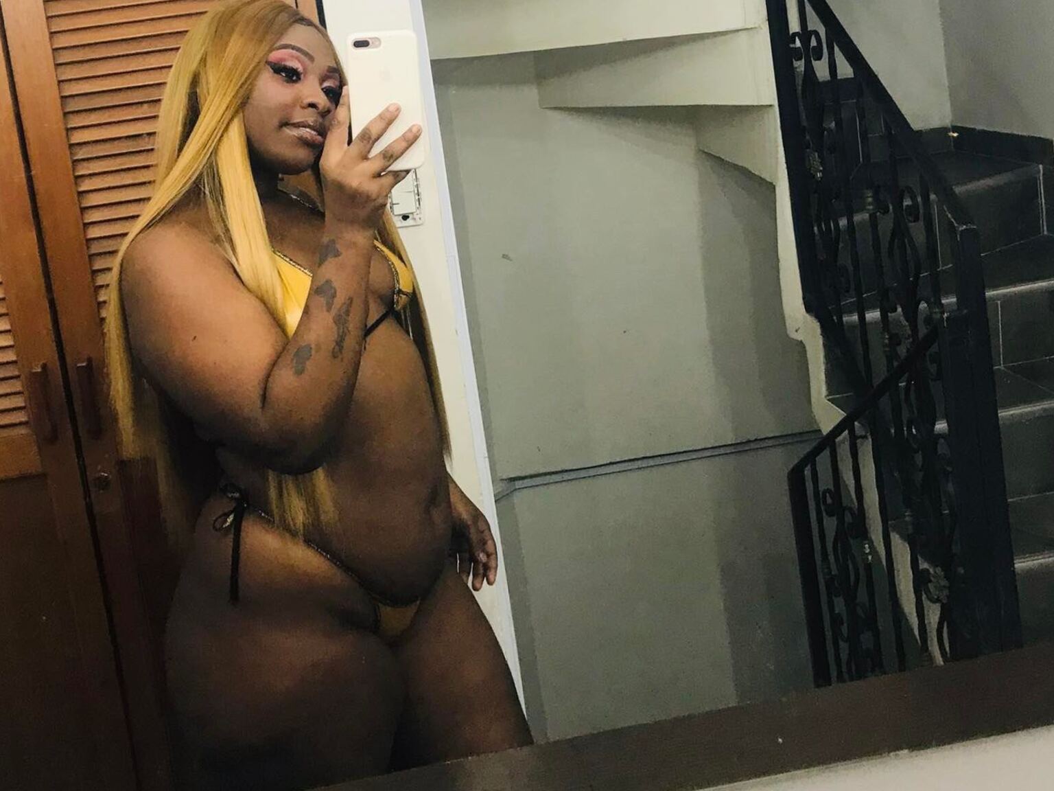 ebonyshayna - Attēls 0